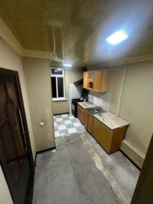 3- комнатная на Чиланзаре 23квартал, б-н 6х2