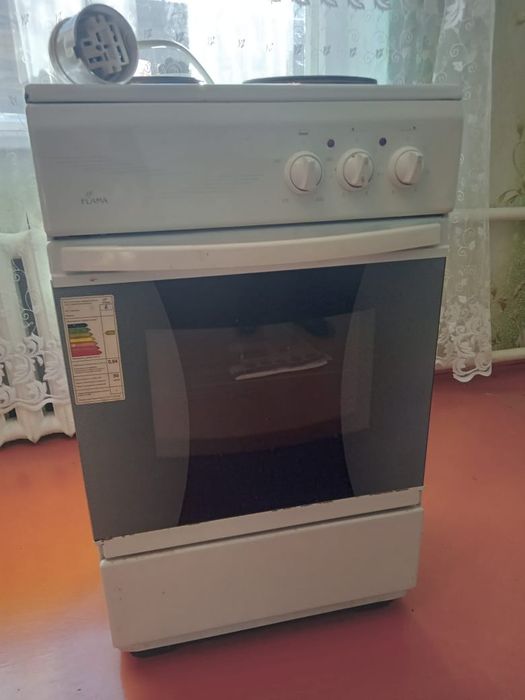 Продам электроплиту