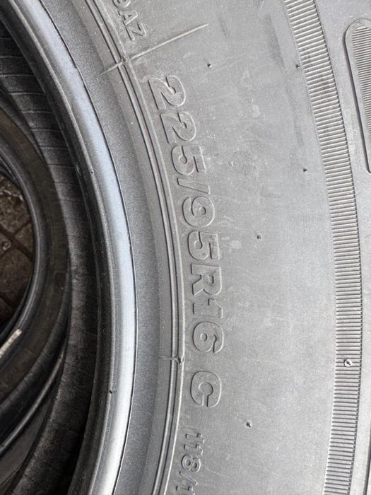 Bridgestone Dueler 225/95/R16