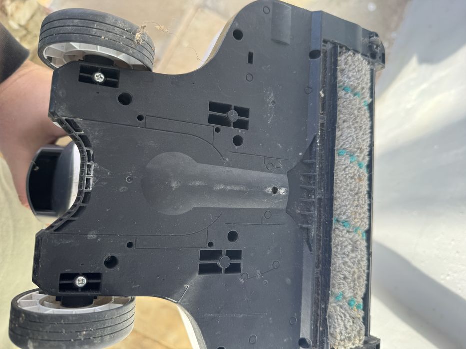 Aspiratoare fara fir Leifheit/Aeg