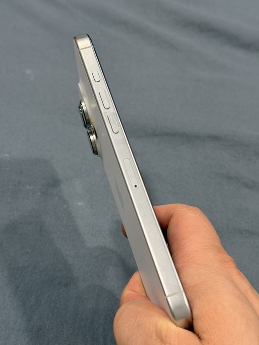 Продам Iphone 16 pro max 256gb nano sim + Esim