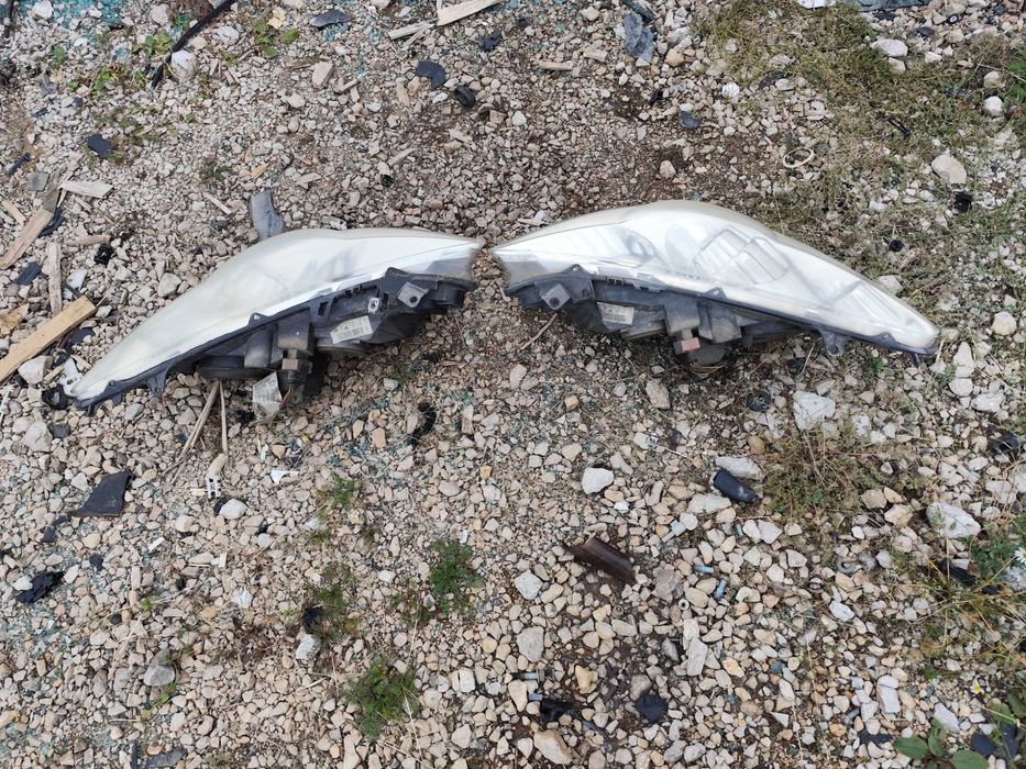 Фарове Пежо 307 Фейс