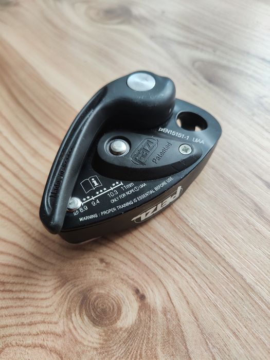 Dispozitiv de asigurare Petzl Grigri