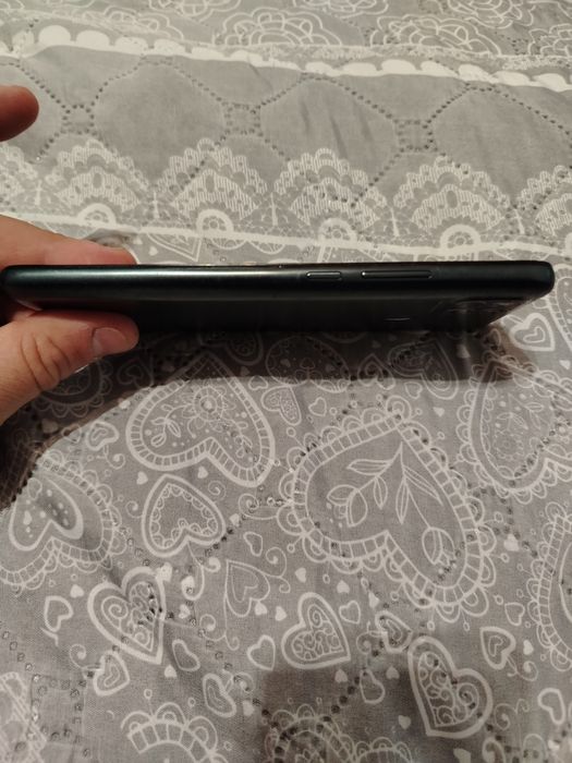 Прадавам Motorola g(9) power