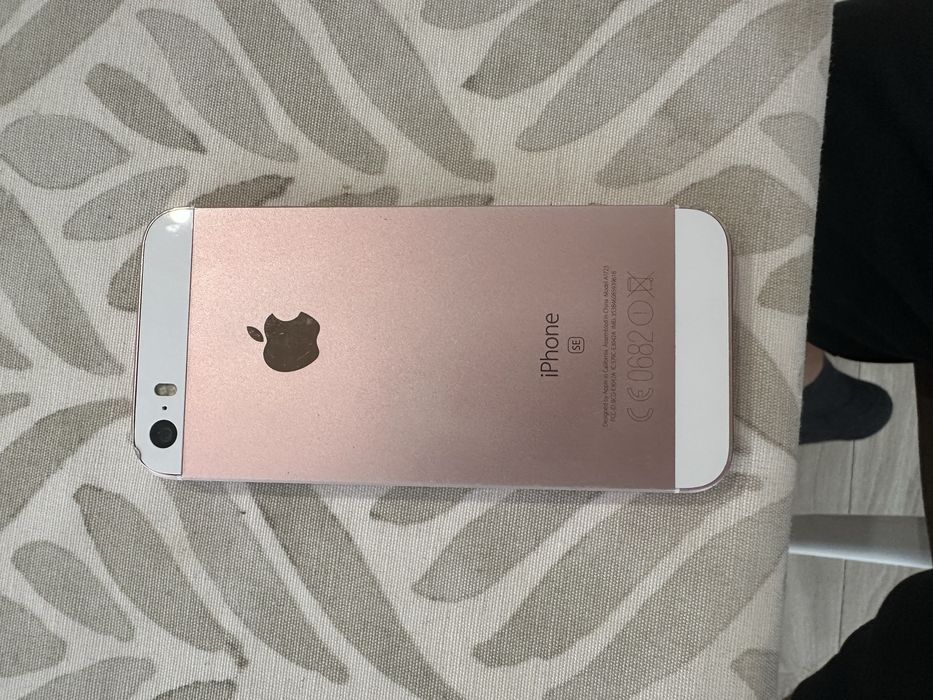 iPhone SE 1st generation