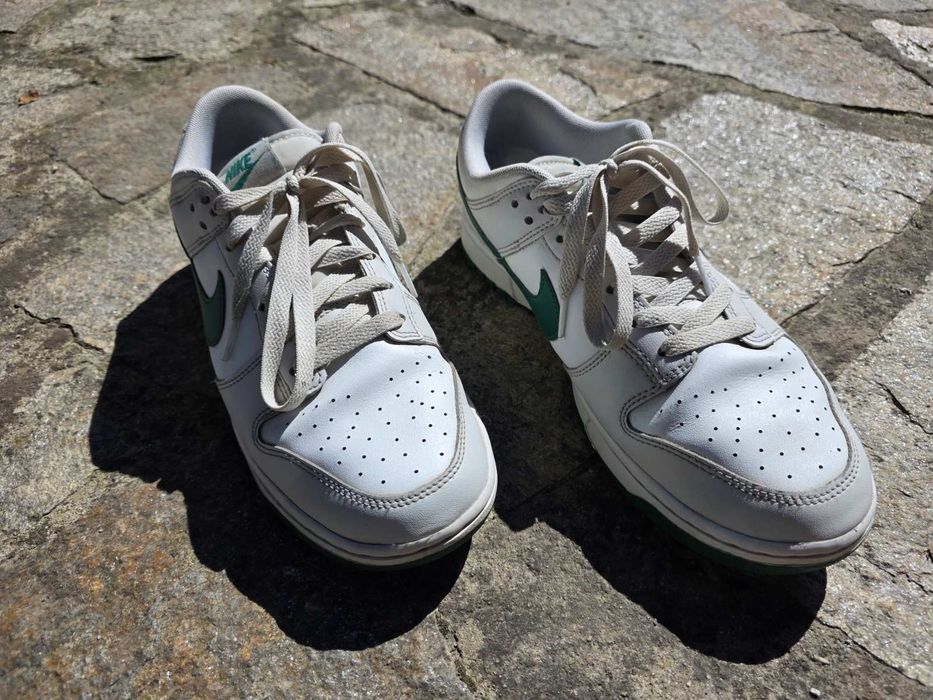 Кецове Nike бели със зелено 43 номер