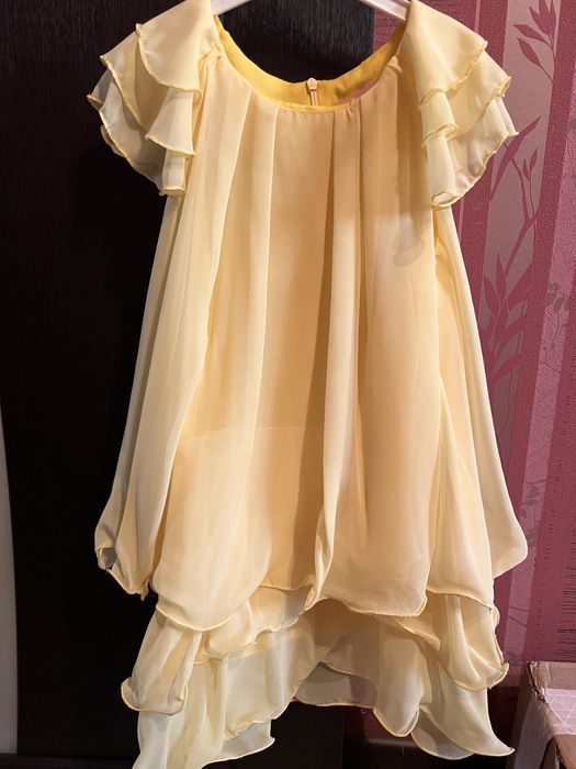 Платье на девочку в ассортименте