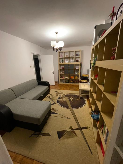 Apartament 3 camere decomandat