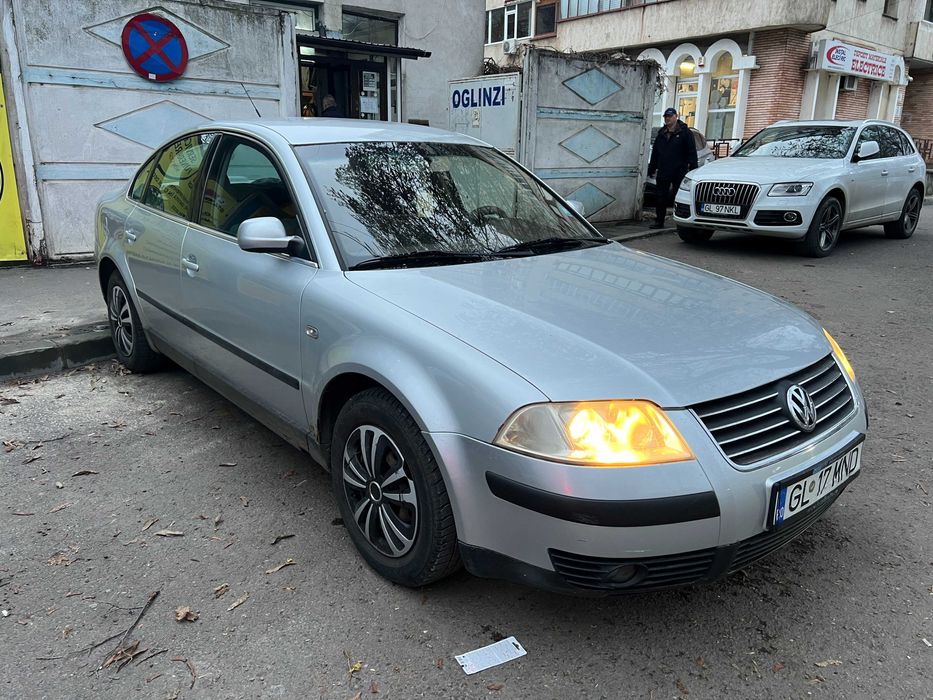 VW Passat berlina 2002 1.6 MPI benzina 102cp Scaune incalzite AC