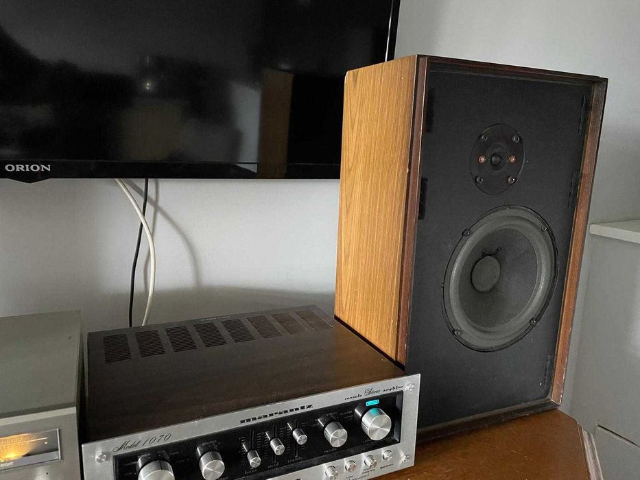 Amplificator integrat Marantz 1070 și boxe Acoustic Research AR6