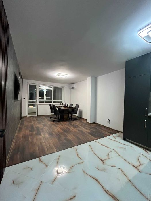 Продава се Тристаен апартамент в Варна, Лятно кино Тракия - 93 кв.м за 2312 €/кв.м - Снимка #1