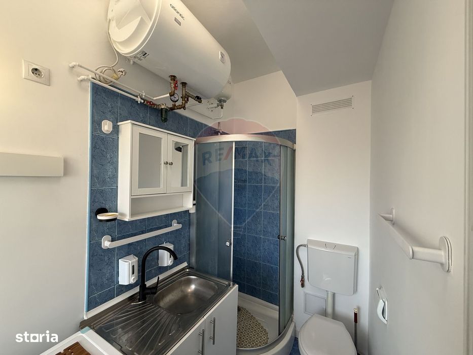 De inchiriat! Garsoniera la Universitate