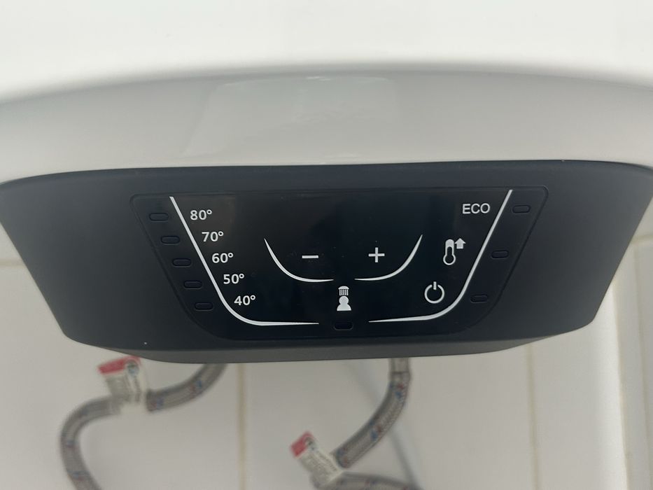 Водонагреватель Ariston