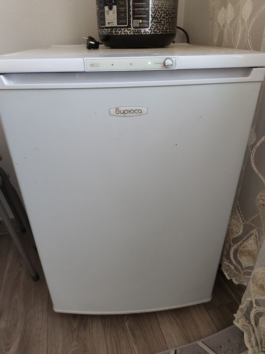 Продам морозильную камеру