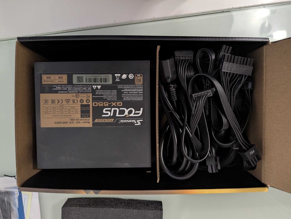 Sursa Seasonic 550W, FOCUS GX Series, 80 PLUS Gold, Full Modulara