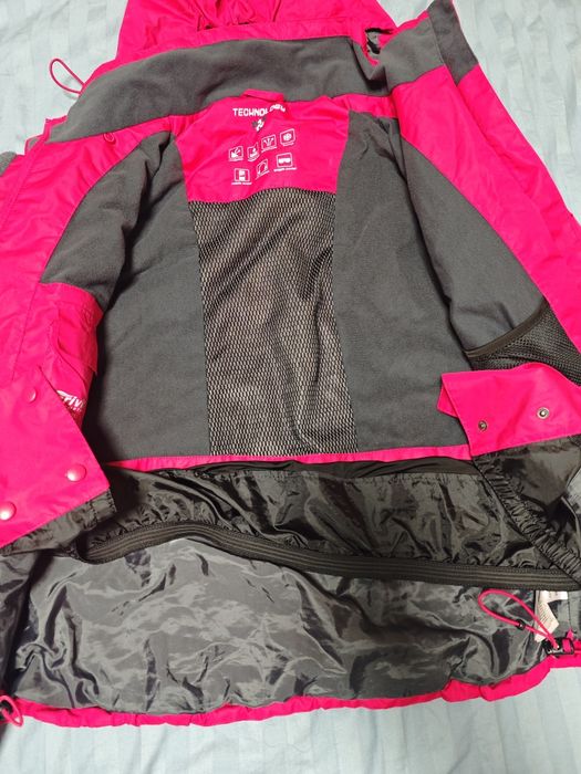 Дамски  ски  екип