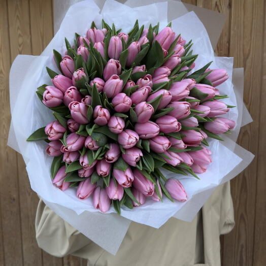 Тюльпаны на 8 марта