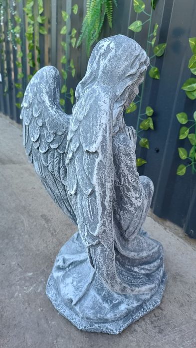Înger din beton | Statuie înger
