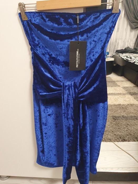 Rochie.      Noua