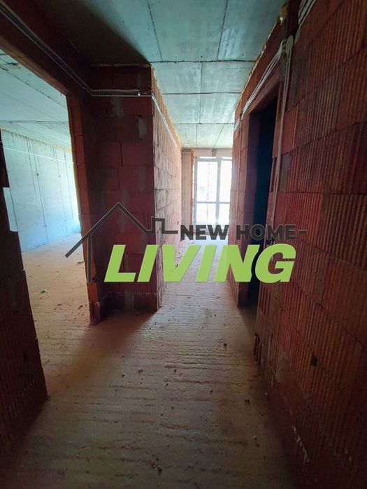 Продава се Двустаен апартамент в Пловдив, Христо Смирненски - 64 кв.м за 1350 €/кв.м - Снимка #1