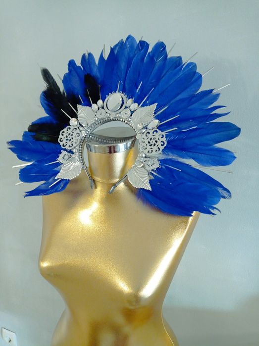 Корони, диадеми  рьчно изработени