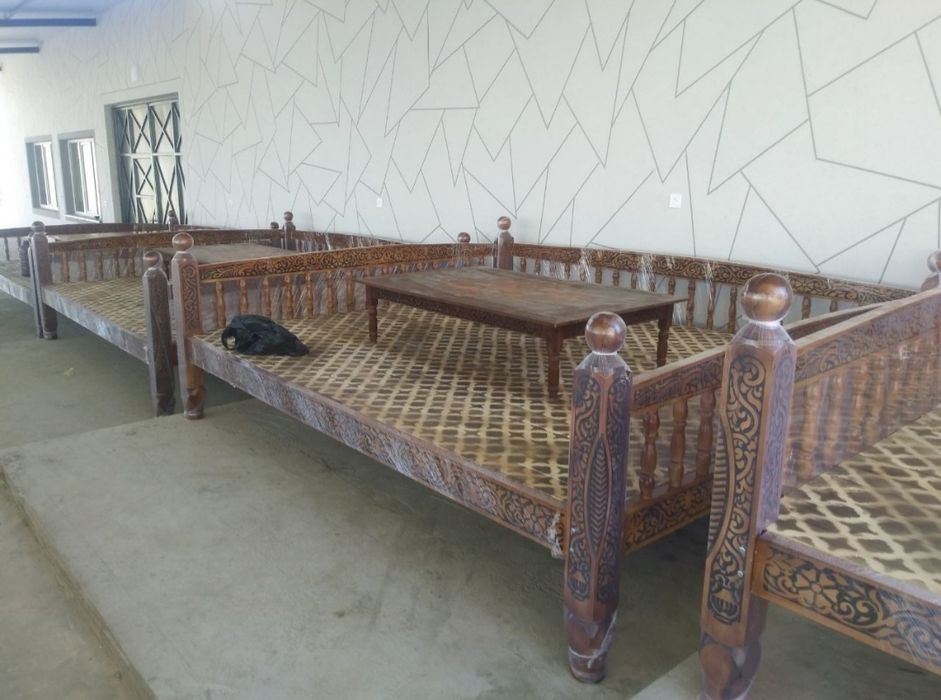 Kravat Tapchan Surilar