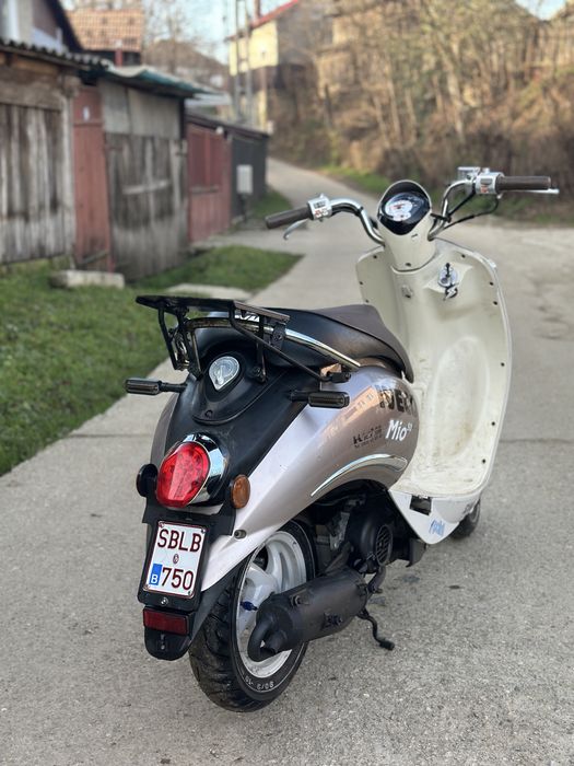 Scuter Sym mio 50cc an 2015 acte Belgia