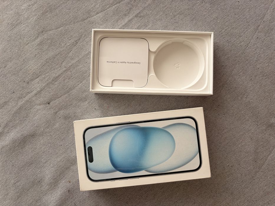 Продам IPhone 15