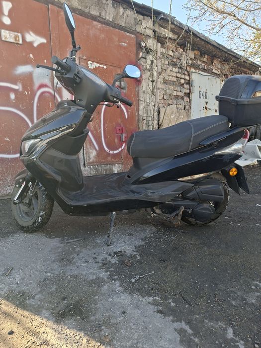 Продам Скутер Китаец