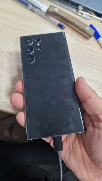 Samsung Galaxy S22 Ultra (SM-S908B) — На запчасти или восстановление