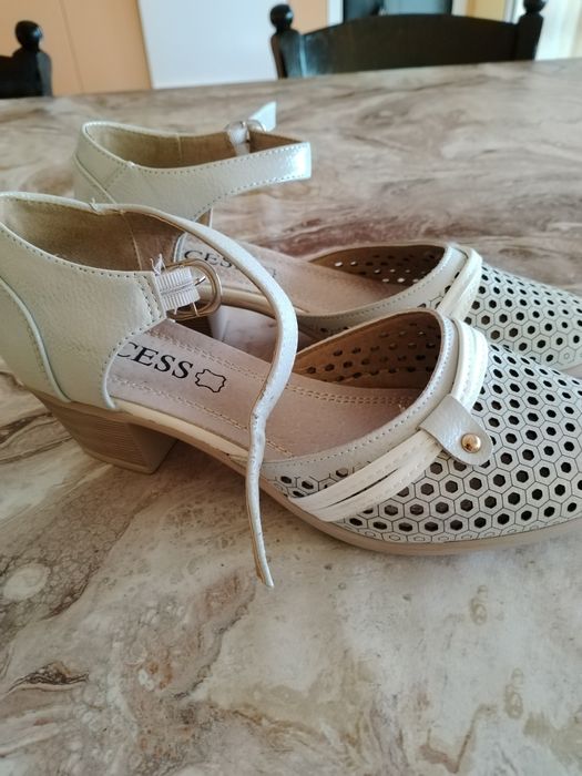 Обувки за повод и без повод