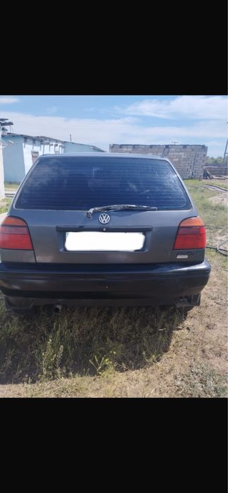 Volkswagen golf b3