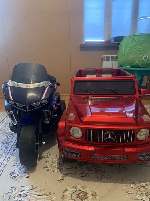 Продам 2 детские машины