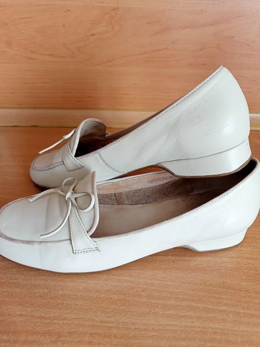 Туфли-мокасины женские