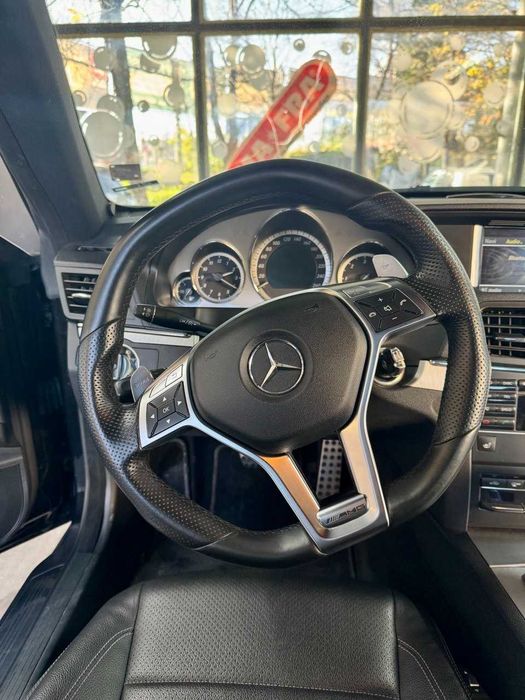 Mercedes-Benz E 350 Full AMG HARMAN/KARDON LOGIC 7