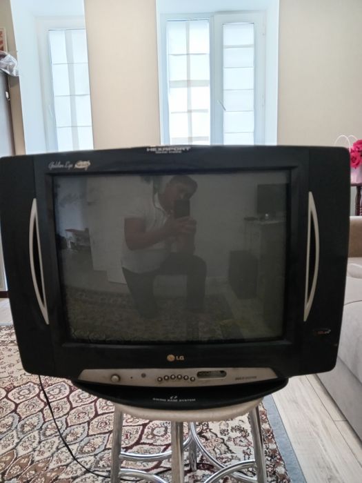 Телевизор LG антиквриат