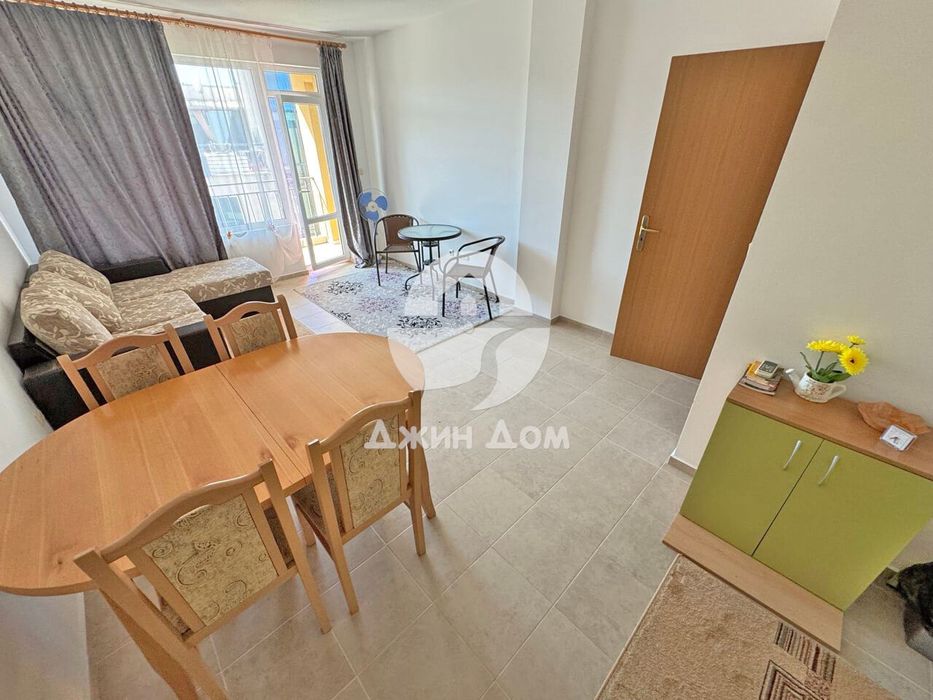 Продава се Двустаен апартамент в к.к. Слънчев бряг - 66 кв.м за 1114 €/кв.м - Снимка #2