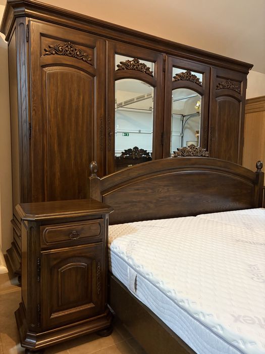 Dormitor complet din stejar