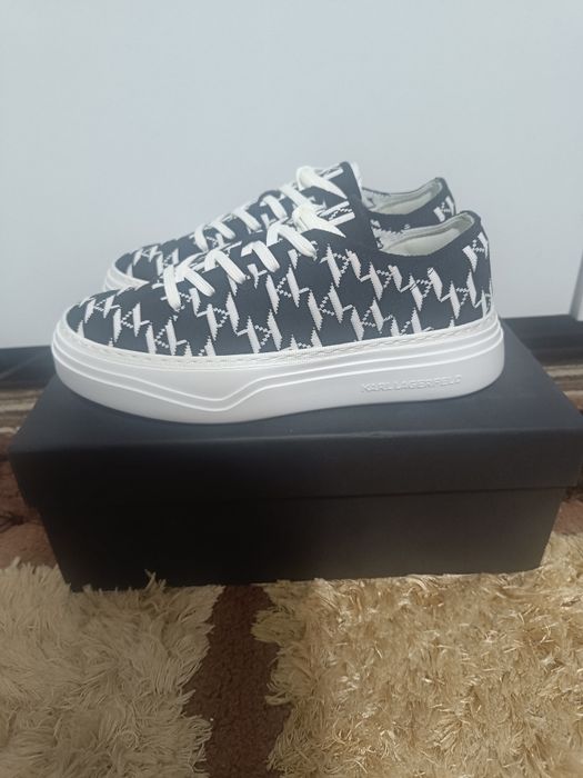 Adidasi Karl Lagerfeld