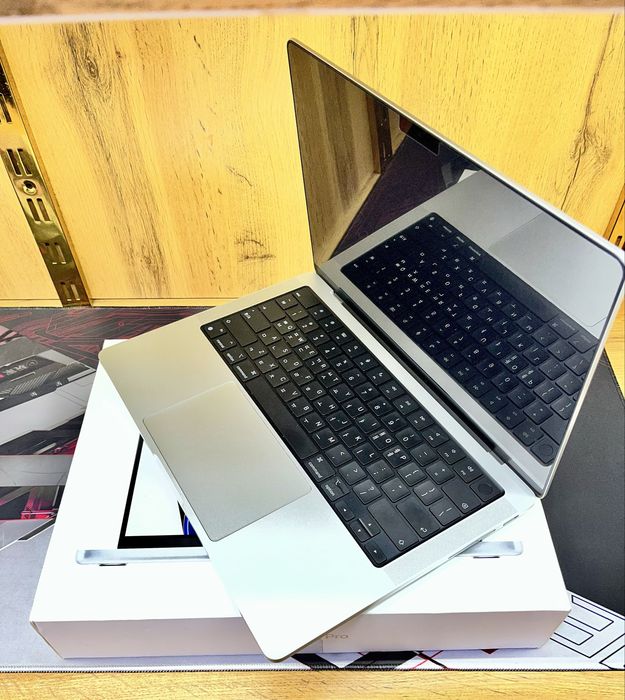 MacBook Pro M1 Pro (Silver) 16/512- Макбук - Ноутбук