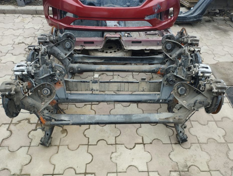 Задний балка Hyundai Kia