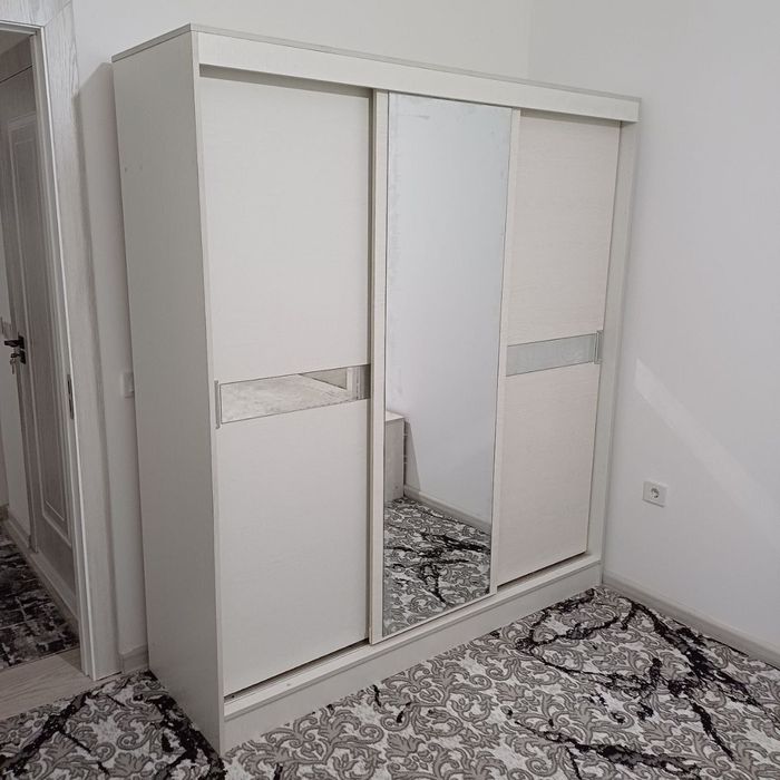 Сергили спутник 16а 16этажкани 8этажи 82квадрат  72минг