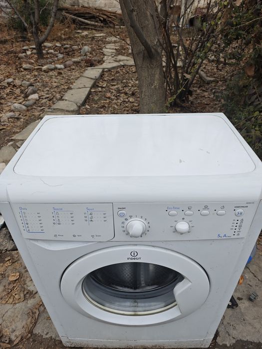 Стиральная машина indesit