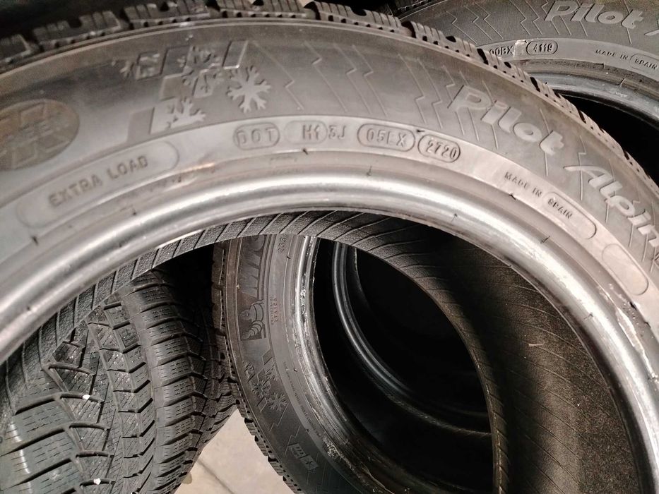 4бр.зимни гуми 235/55/18 Michelin