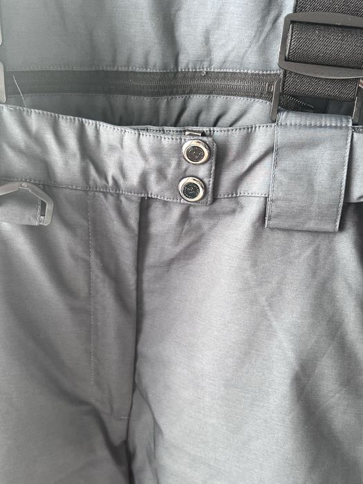 Продам лыжный костюм