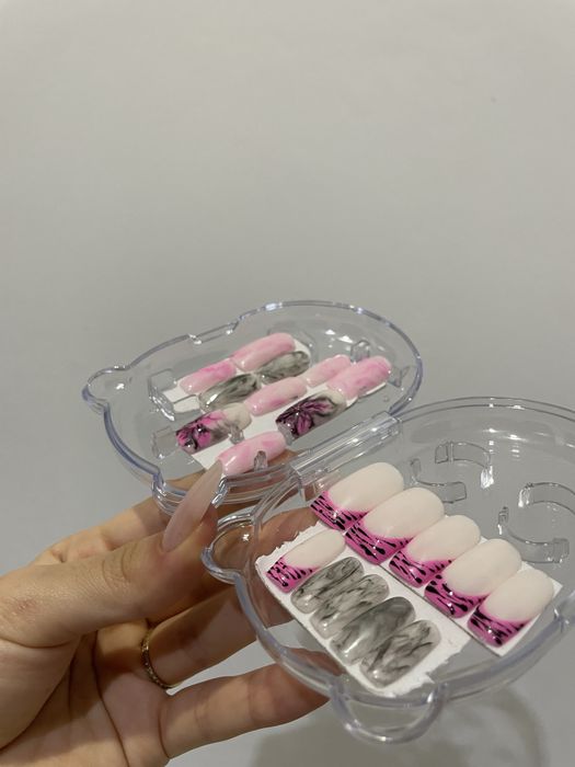 Vand Unghii false la comanda .Modele unice