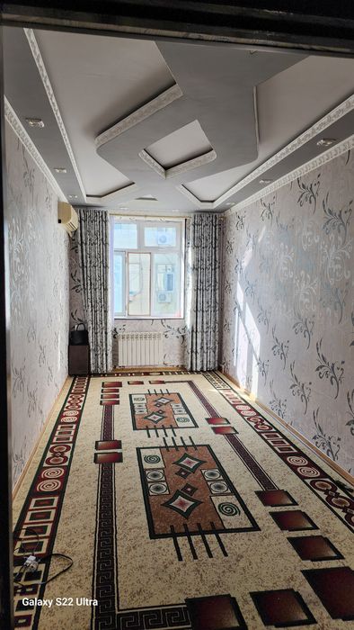 5mkr 1- dom 2- xonali kvartira sotiladi