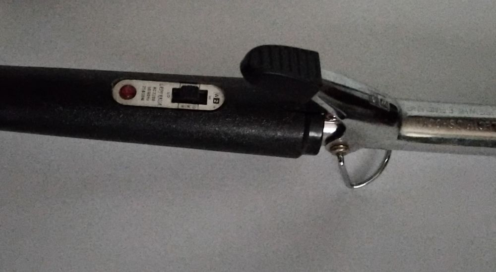 Плойка для волос 2500 тенге