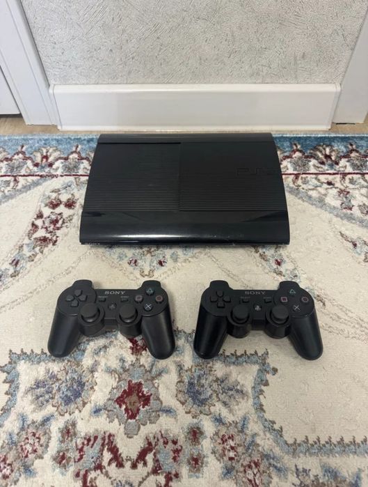 Продам PS3 SUPER SLIM 500gb прошитая 49 игр