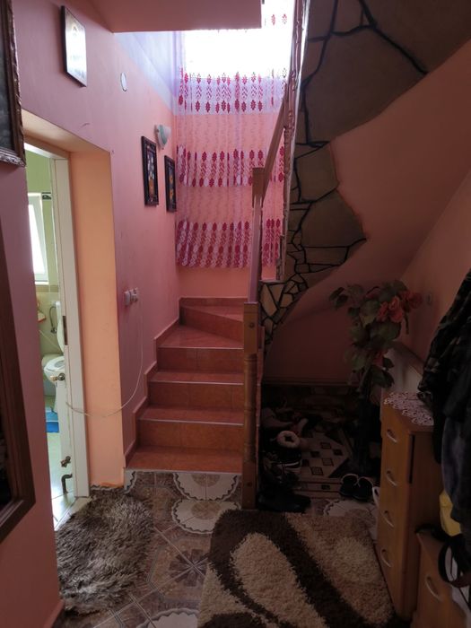 Casa cu spatiu comercial